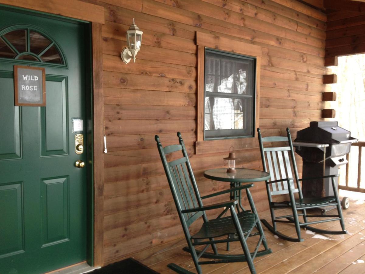 Wild Rose Cabin By Amish Country Lodging Міллерсбург Екстер'єр фото