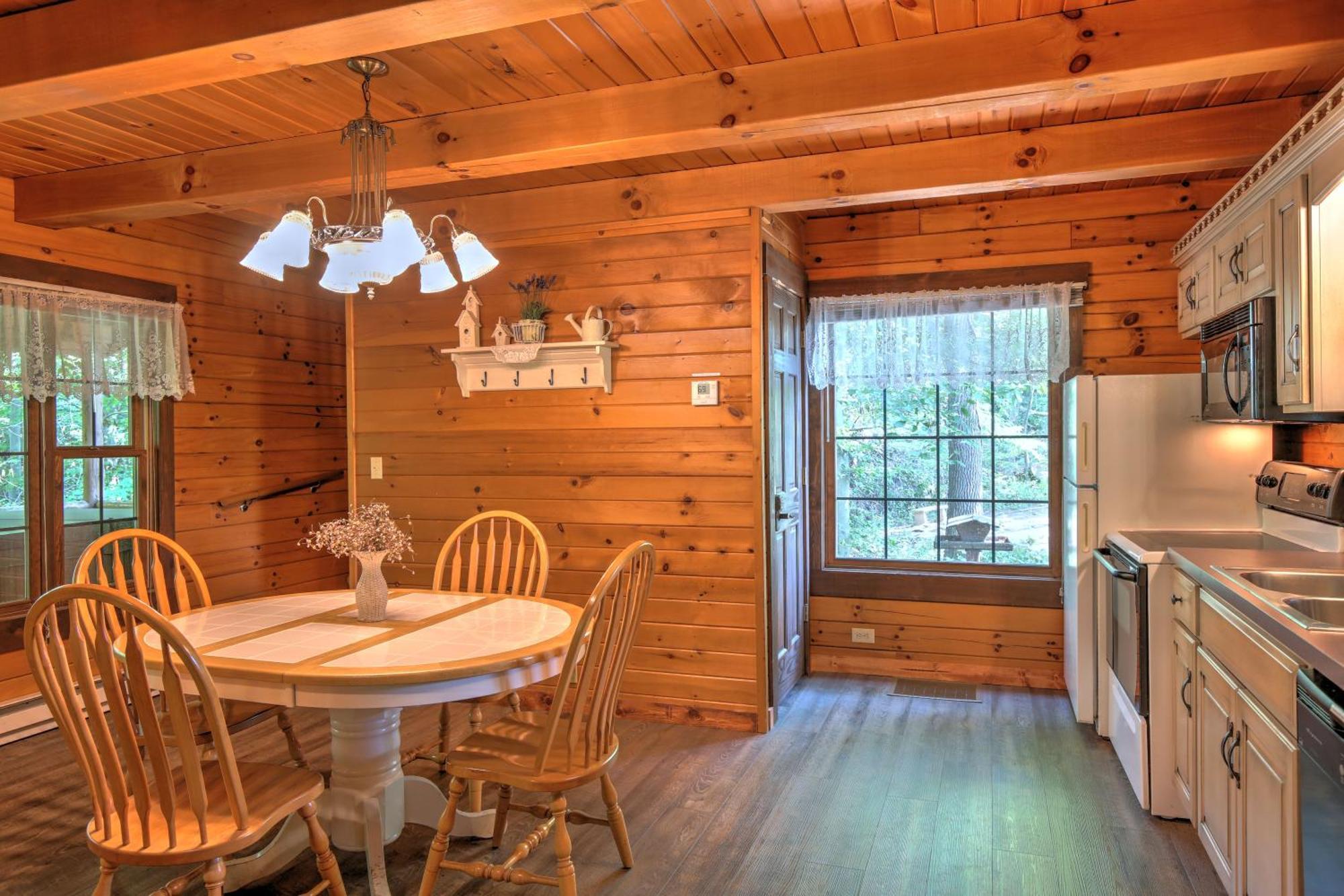 Wild Rose Cabin By Amish Country Lodging Міллерсбург Екстер'єр фото